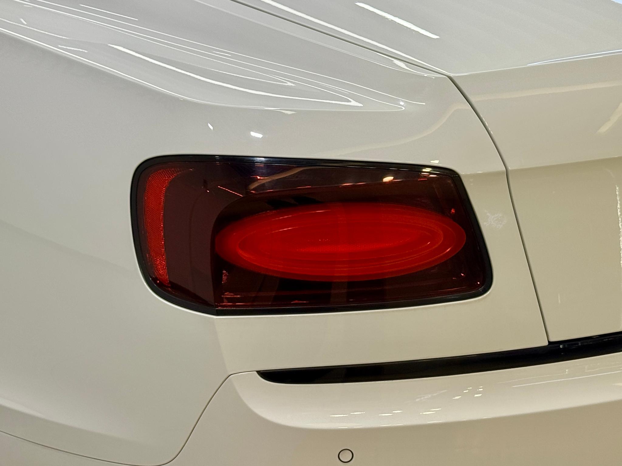 Bentley Flying Spur 2017 4.0T V8 Standard