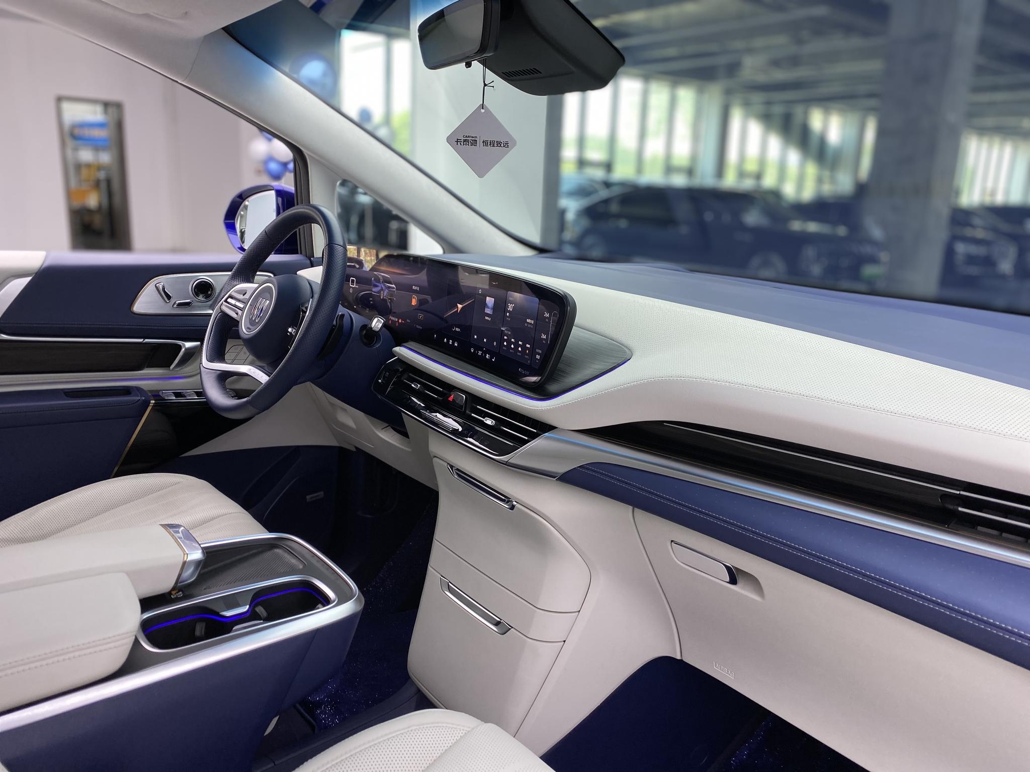 Buick Century 2023 2.0T мест
