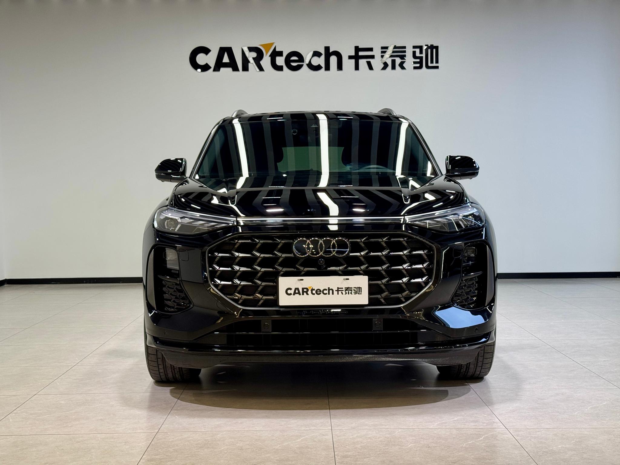 Audi Q6 2024 45TFSI quattro 6 мест