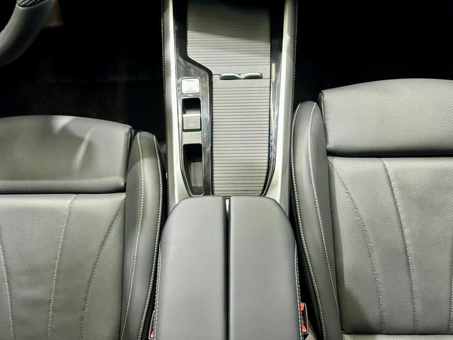 Volkswagen Passat 2025 Pro 380 TSI — фото 14