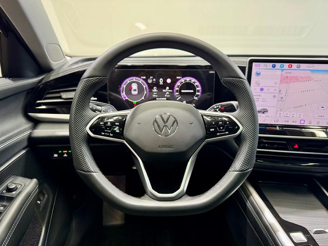 Volkswagen Passat 2025 Pro 380 TSI — фото 20