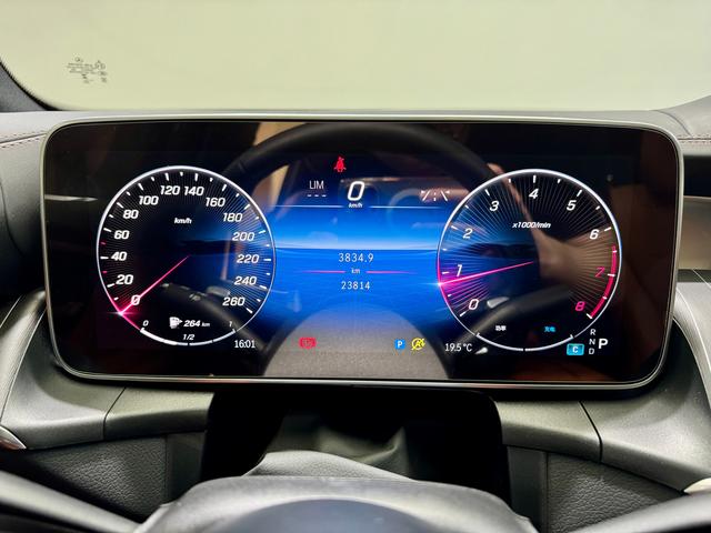 Mercedes-Benz GLC 2024 GLC 300 L 4 MATIC 5 — фото 18