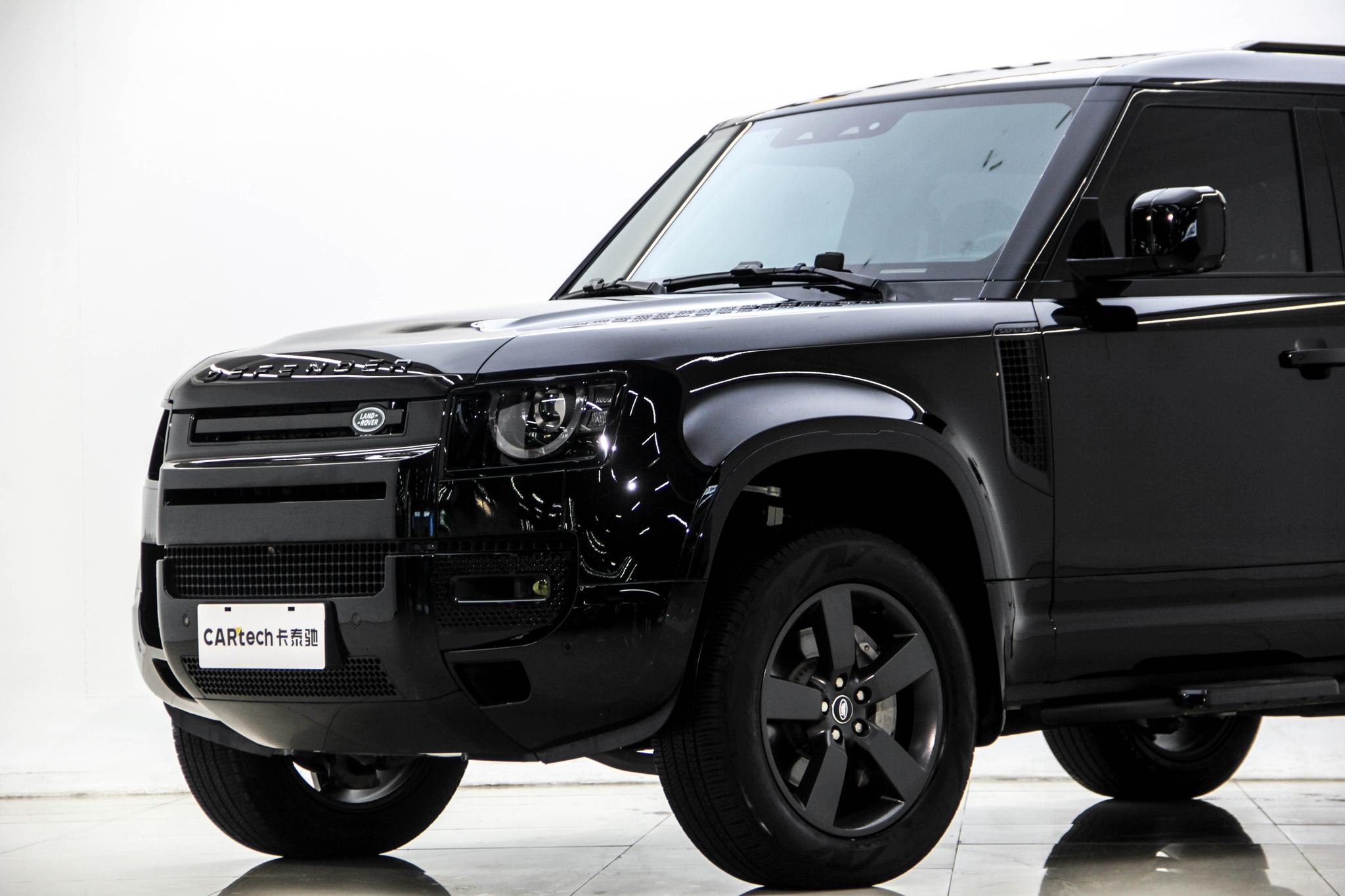 Land Rover Defender 2025 110 3.0T P400 HSE X-DYNAMIC