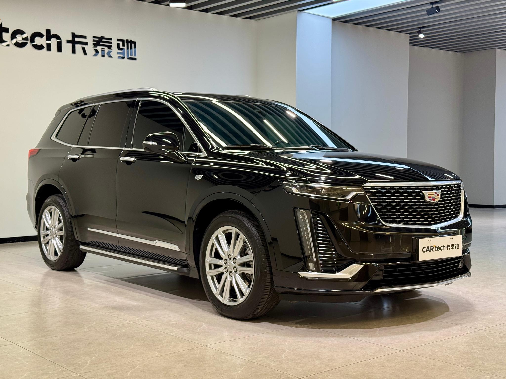 Cadillac XT6 2022 2.0T мест Luxury