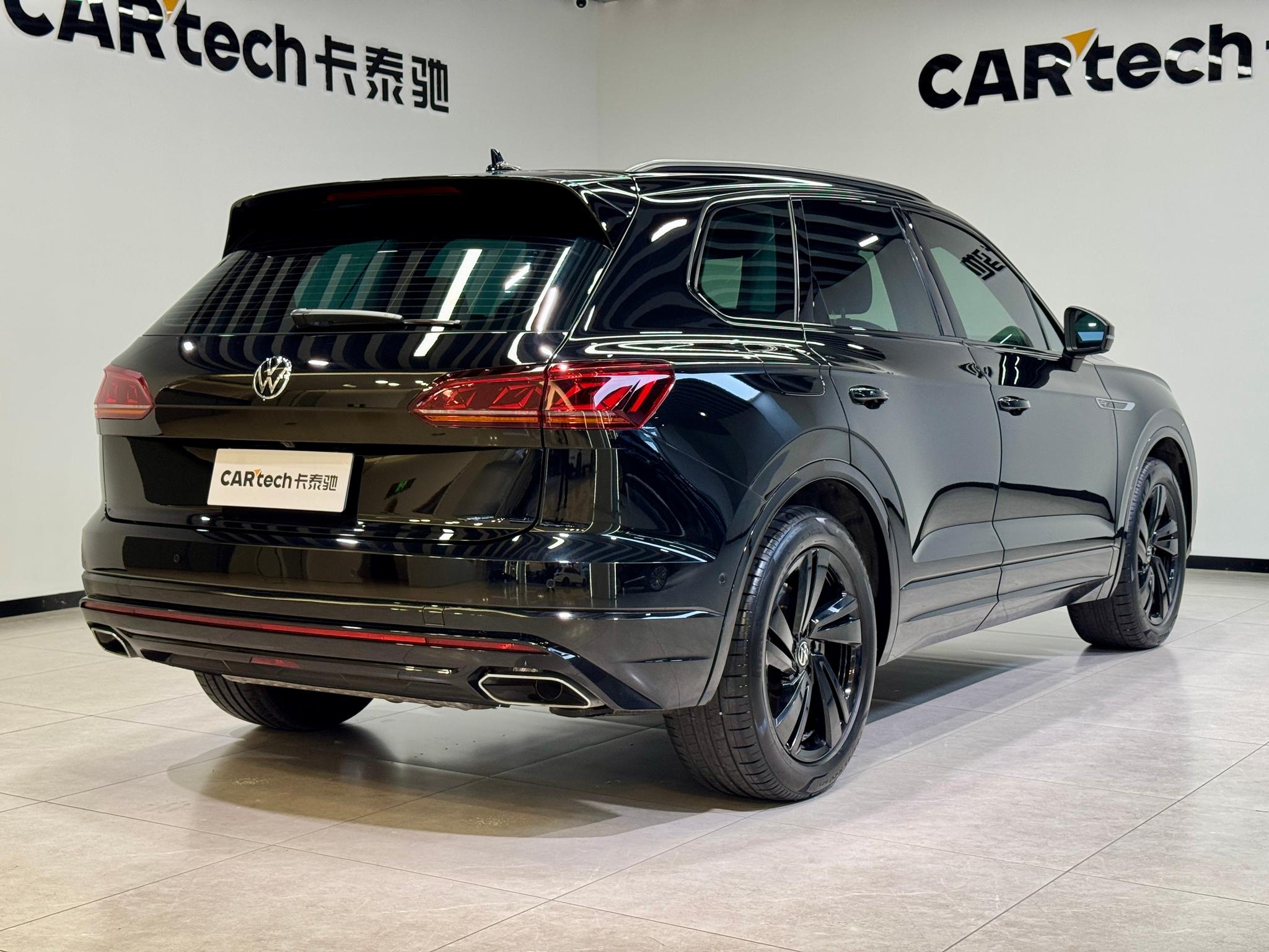 Volkswagen Touareg 2022 3.0TSI Sport