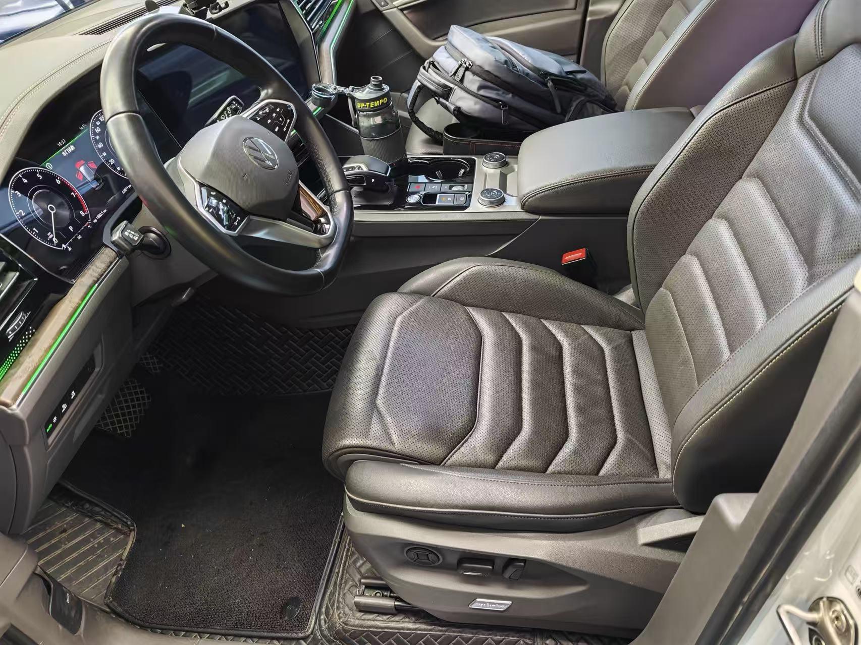Volkswagen Touareg 2022 3.0TSI Sport