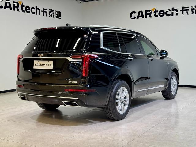 Cadillac XT6 2022 2.0 T 4 WD — фото 7