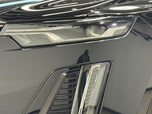 Cadillac XT6 2022 2.0 T 4 WD — фото 10