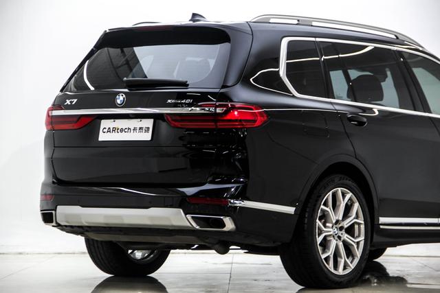 BMW X7 2022 x Drive 40i Leading — фото 12