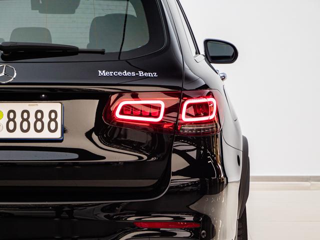 Mercedes-Benz GLC AMG 2022 AMG GLC 43 4 MATIC — фото 9