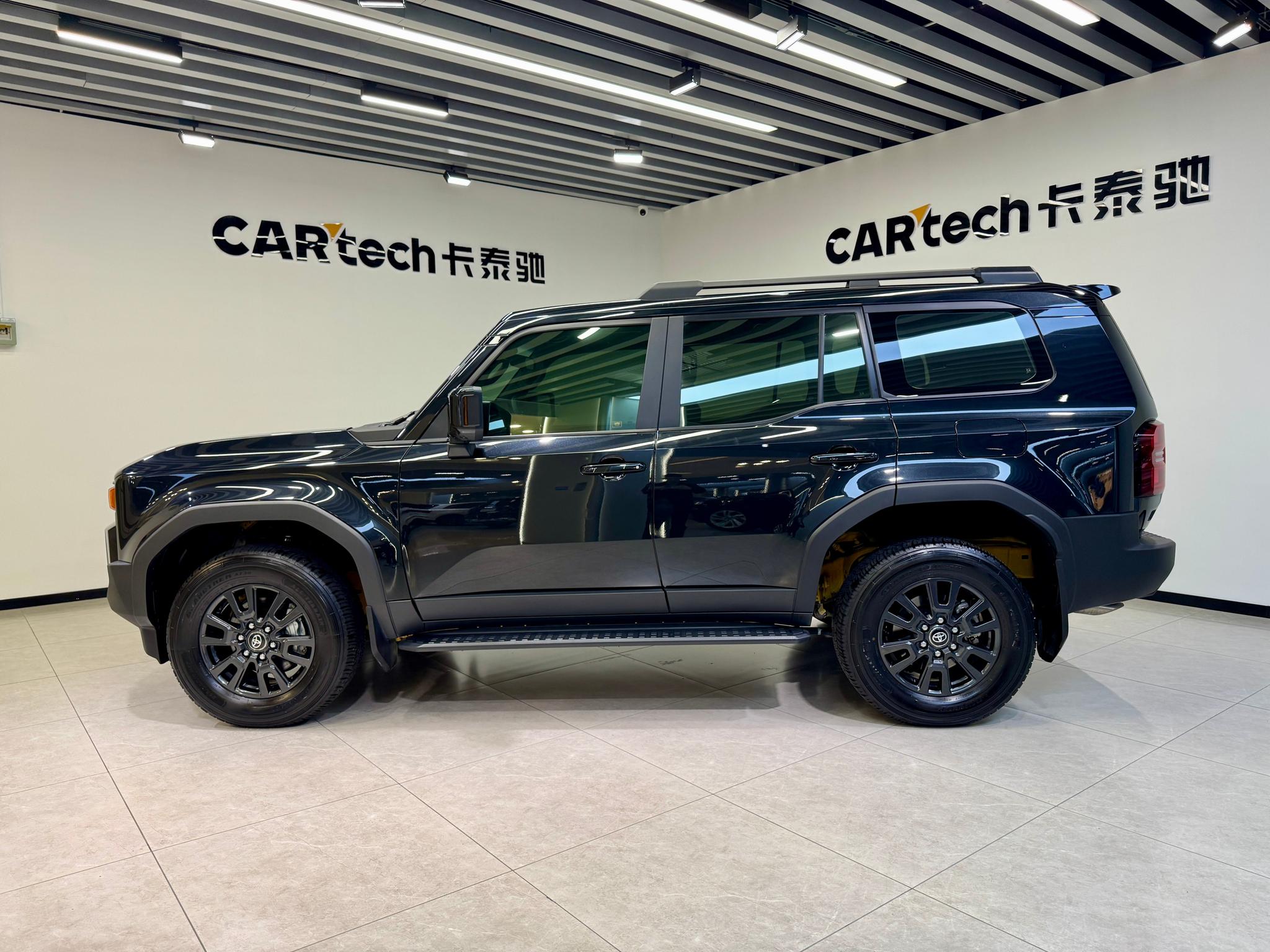 Toyota Land Cruiser Prado 2024 2.4T TX 5 мест