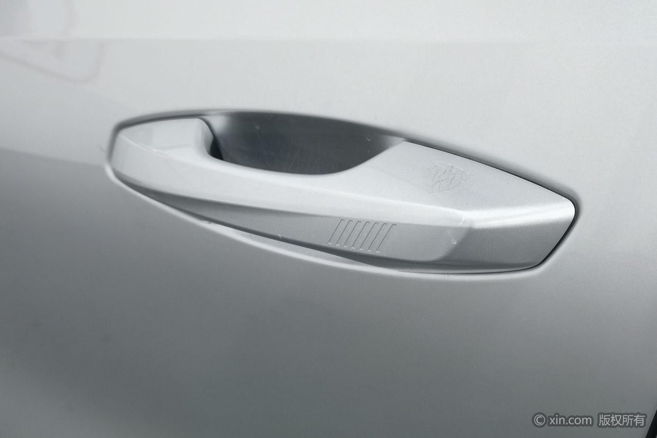 Geely Boyue L L 2023 1.5TD DCT Luxury