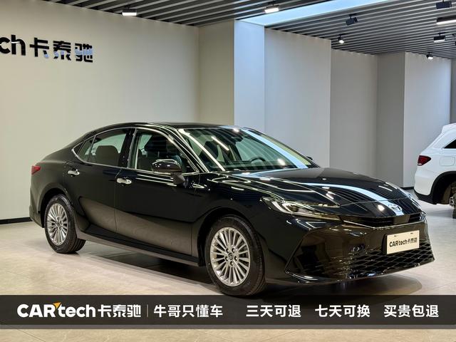Toyota Camry 2026 2.0 HGVP — фото 3
