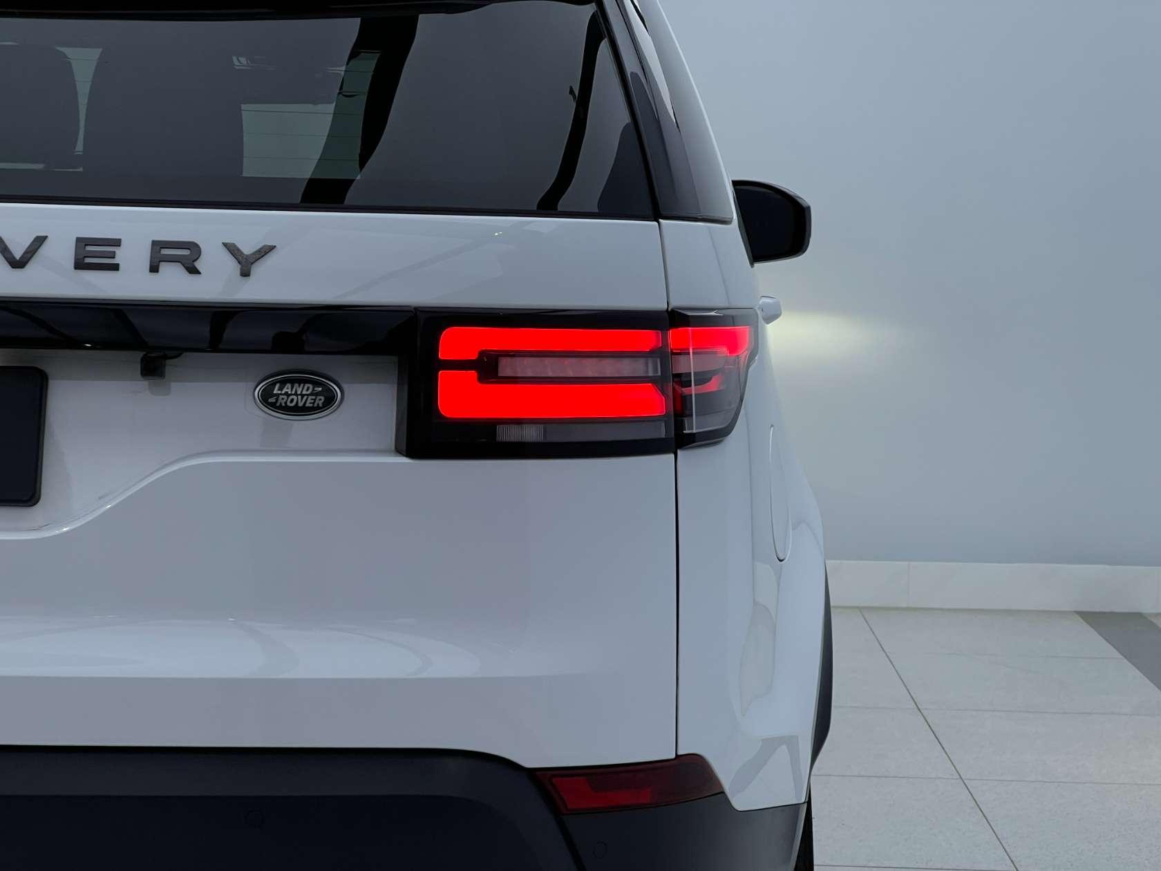 Land Rover Discovery 2017 3.0 V6 SE