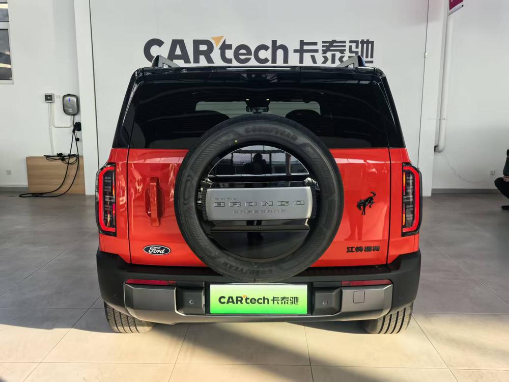 Ford Bronco Smart, фото 3