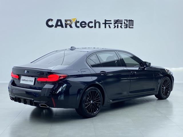 BMW 5-Series 2022 530 Li Leading M — фото 4
