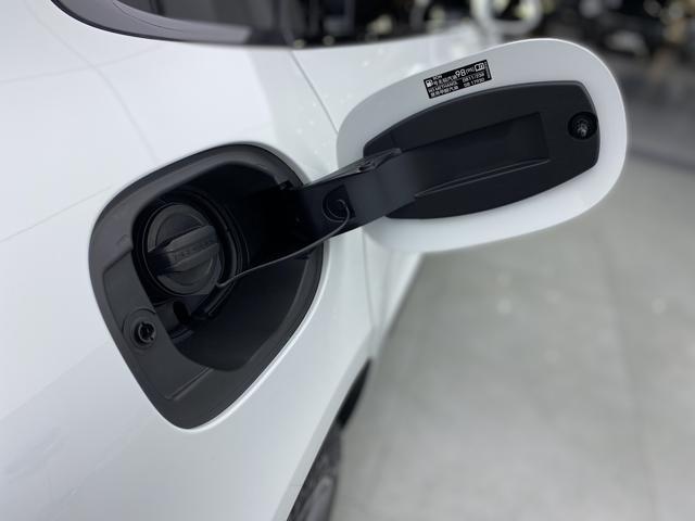 Porsche Macan 2023 Macan 2.0 T — фото 20