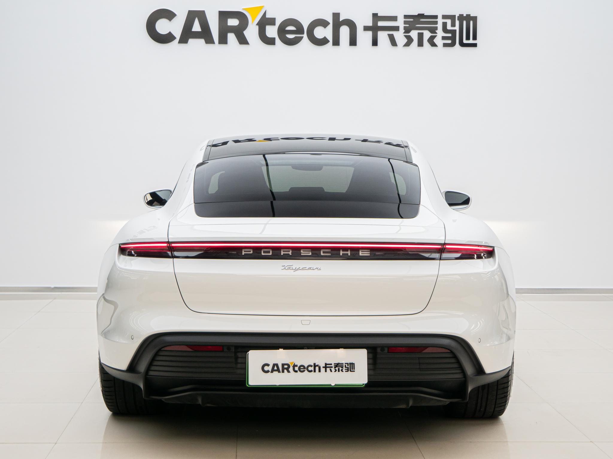Porsche Taycan 2022 Taycan