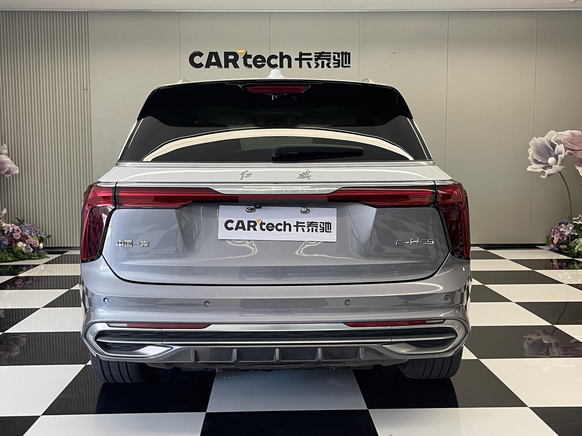 Hongqi E-HS9 2022 660km мест