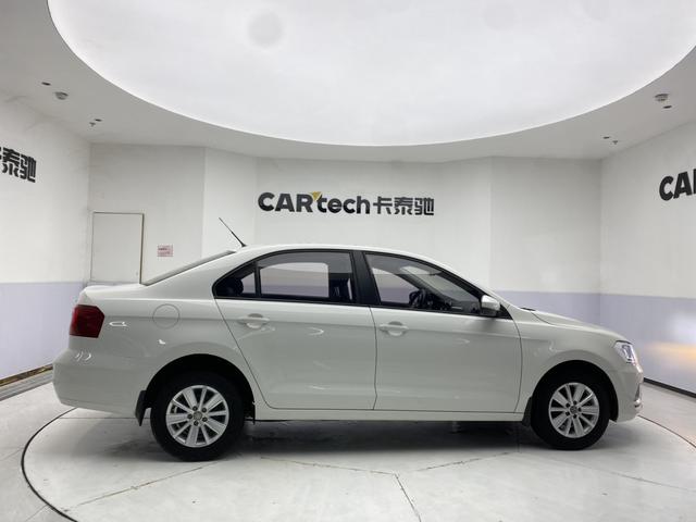 Volkswagen Jetta 2017 1.4 L MT — фото 8