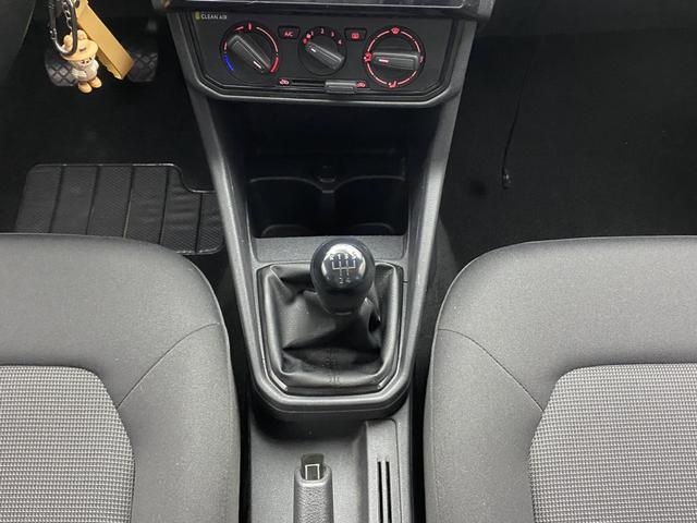 Volkswagen Jetta 2017 1.4 L MT — фото 19