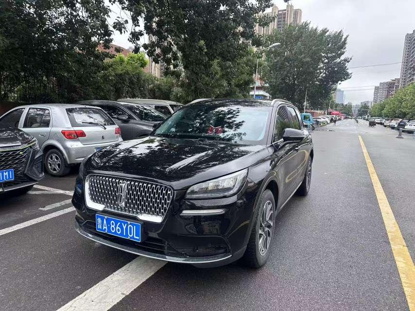 Lincoln Corsair