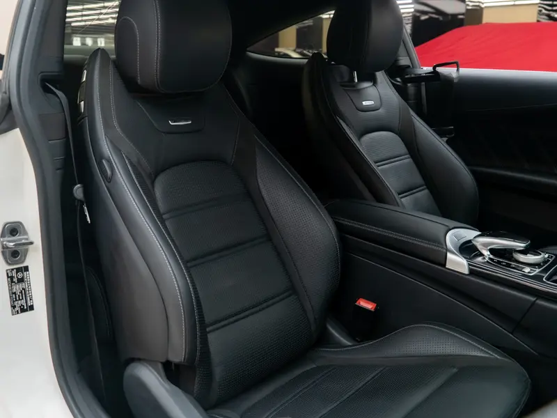 Mercedes-Benz C-Class AMG — фото 15