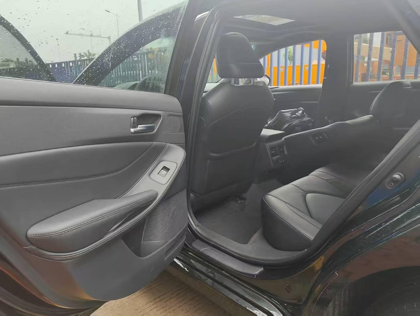 Toyota Avalon 2019 2.0L Luxury VI