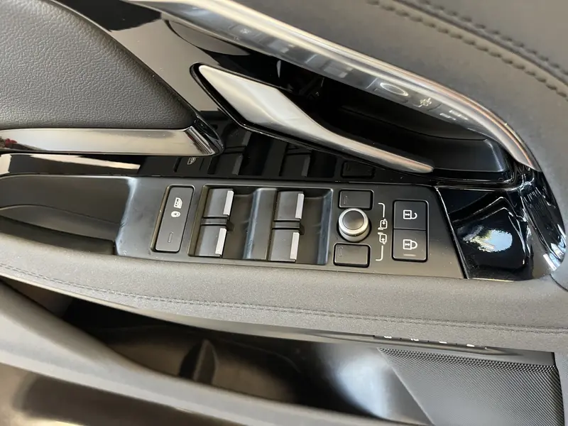 Land Rover Range Rover Evoque — фото 20