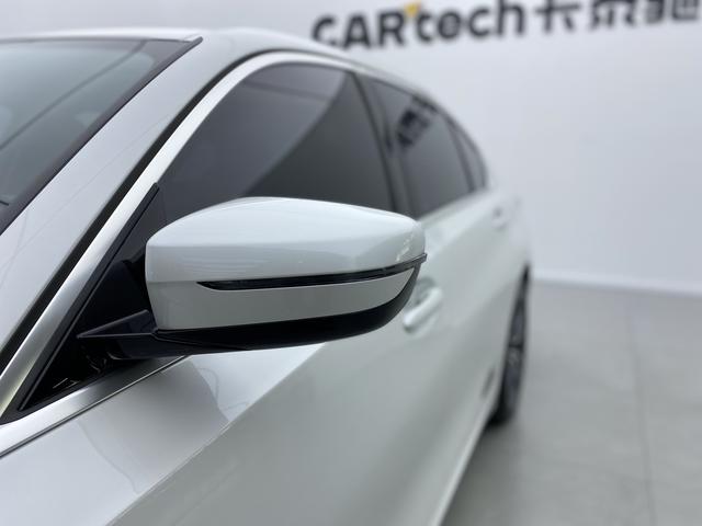 BMW 3 Series 2025 — фото 13