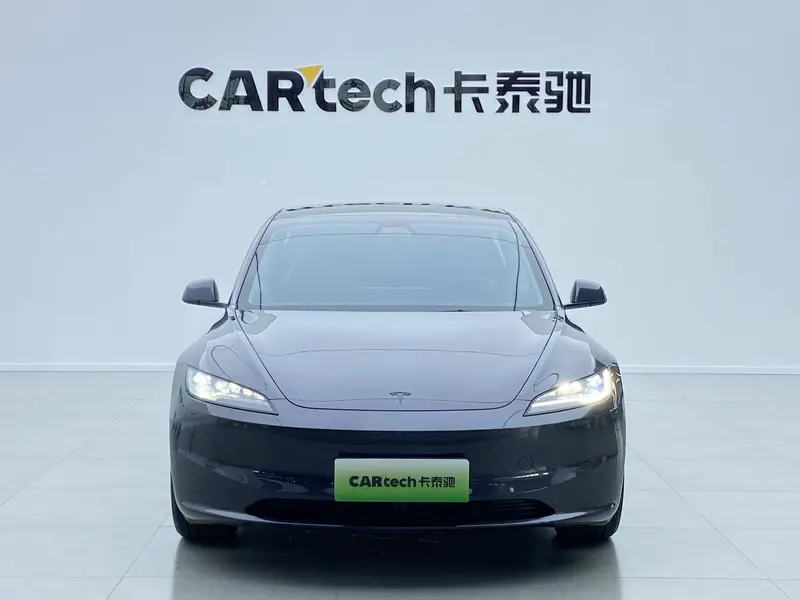 Tesla Model 3 — фото 2