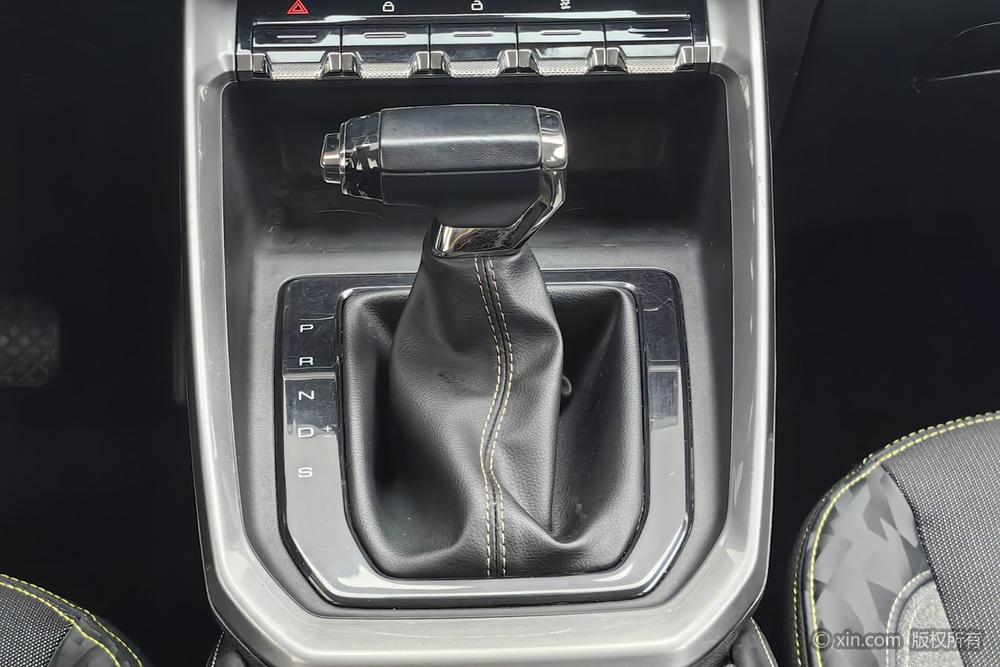 Baojun RS-3, фото 16