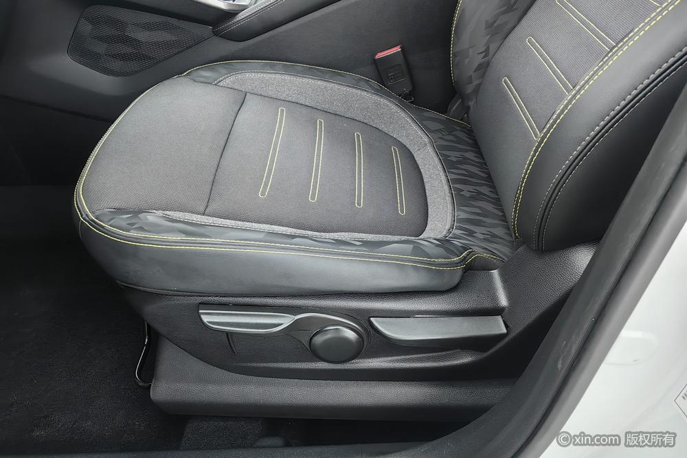 Baojun RS-3, фото 18