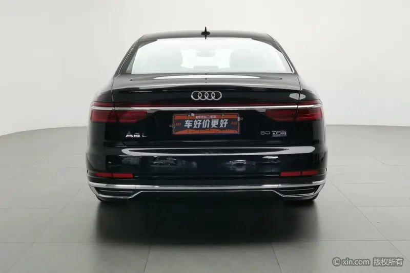 Audi A8 — фото 3