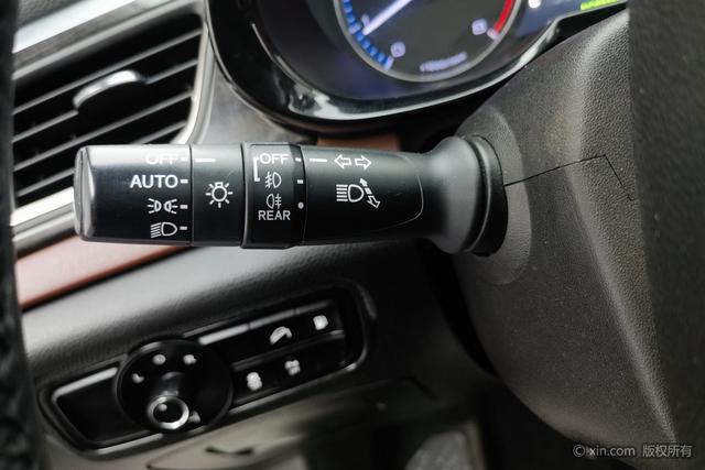 Trumpchi GS8 2017 320 T 2 WD 7 — фото 16