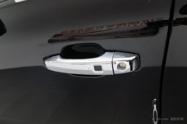 Trumpchi GS8 2017 320 T 2 WD 7 — фото 10