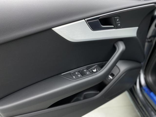 Audi A4L 2022 — фото 30