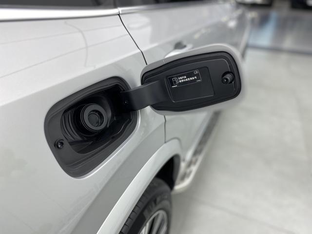 VOLVO XC90 2023 — фото 16