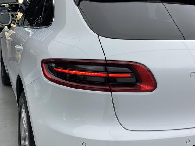 Porsche Macan 2017 — фото 8