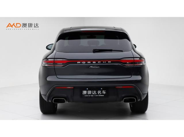 Porsche Macan 2023 Macan 2.0 T — фото 3
