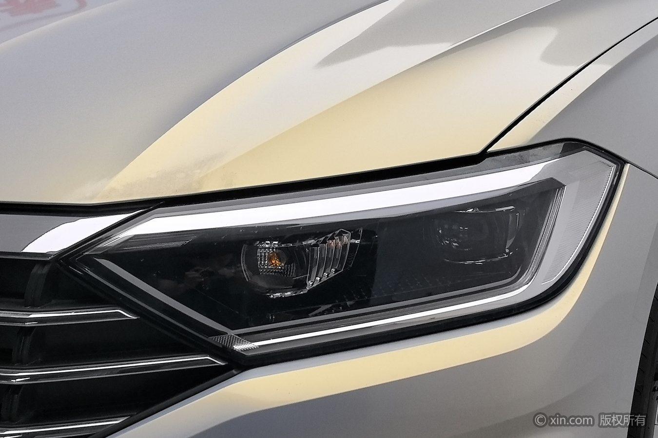 Volkswagen Sagitar 2021 280TSI DSG