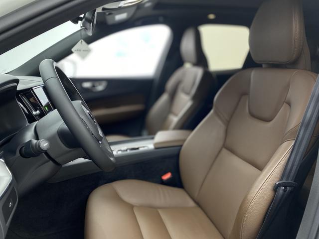 VOLVO XC60 2022 — фото 28