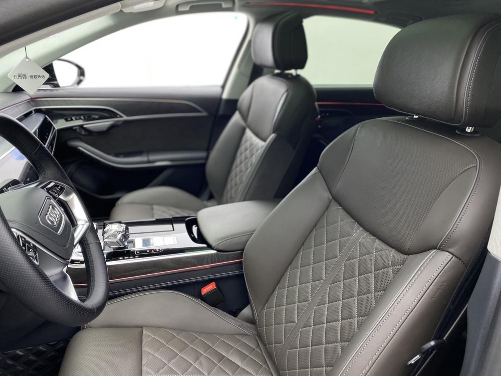 Audi A8, фото 31