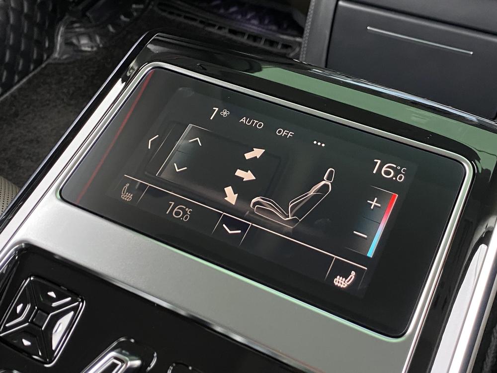 Audi A8, фото 10