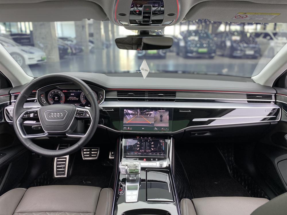 Audi A8, фото 23