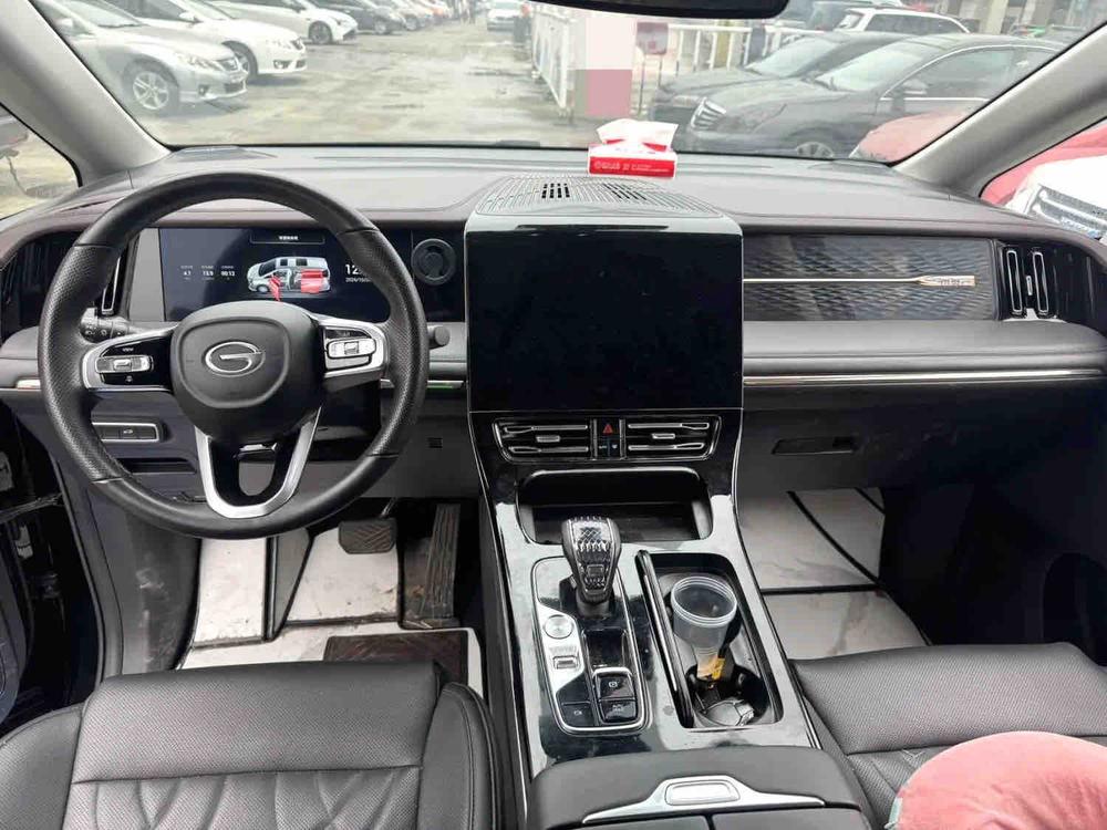 GAC Trumpchi M8, фото 6
