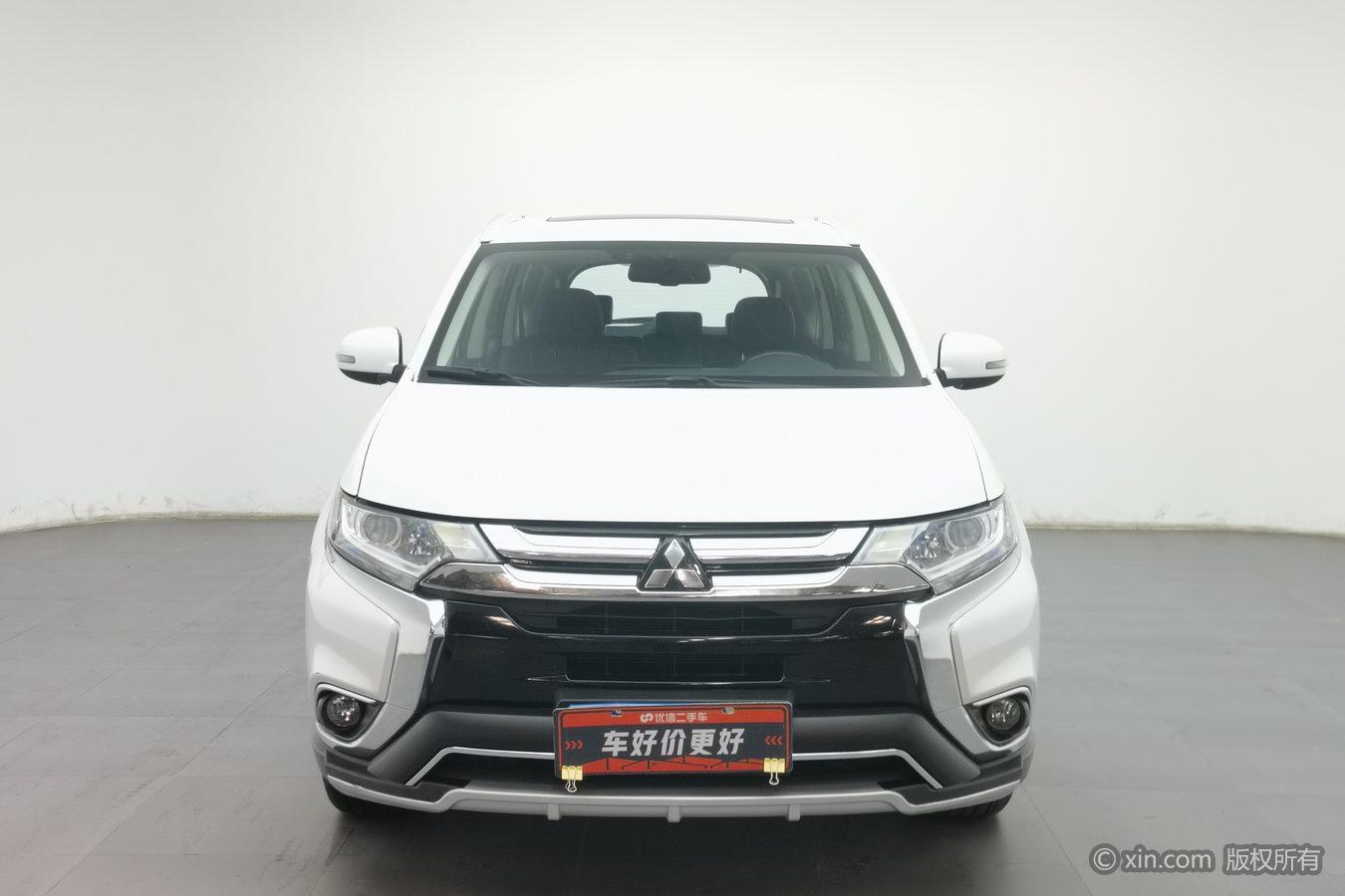 Mitsubishi Outlander 2018 2.0L 5 мест