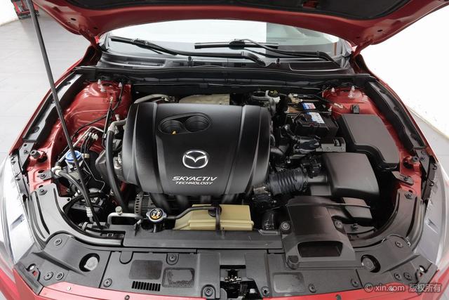 Mazda 3 2017 2.0 L ATPremium V — фото 5