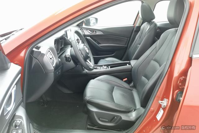 Mazda 3 2017 2.0 L ATPremium V — фото 18