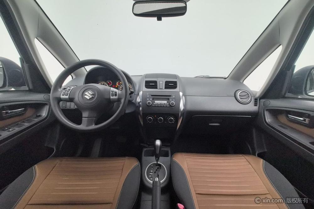 Suzuki SX4, фото 12